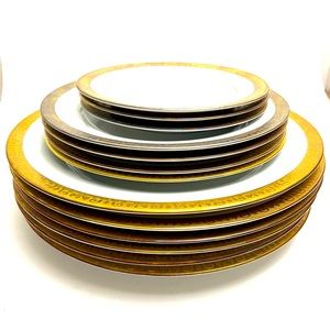 Vintage Royal Gallery 22-Karat Rimmed Plates 1991 Macy’s